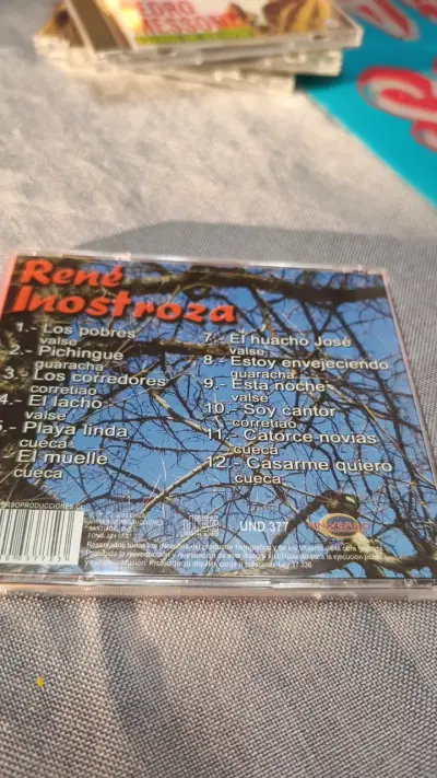 CD de música Raíces de René Inostroza - miniatura 2