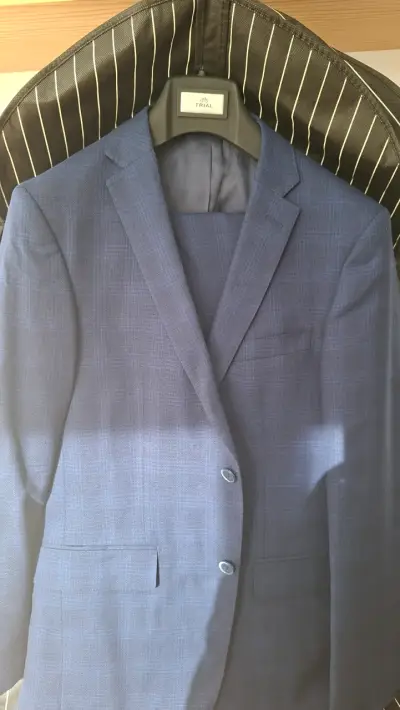 Blazer azul para hombre Trial en buen estado - miniatura 2