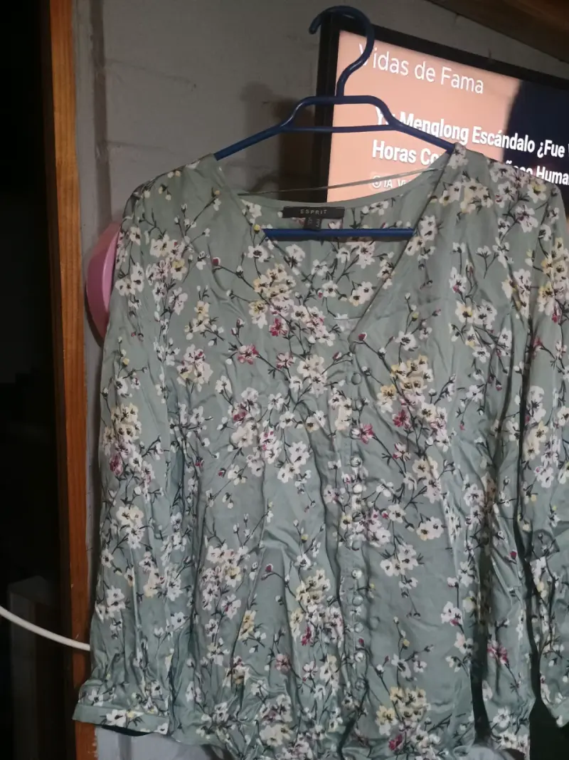 Blusa floral verde Esprit para mujer - 1
