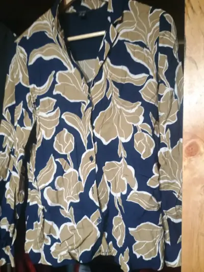 Blusa floral verde Esprit para mujer - miniatura 5