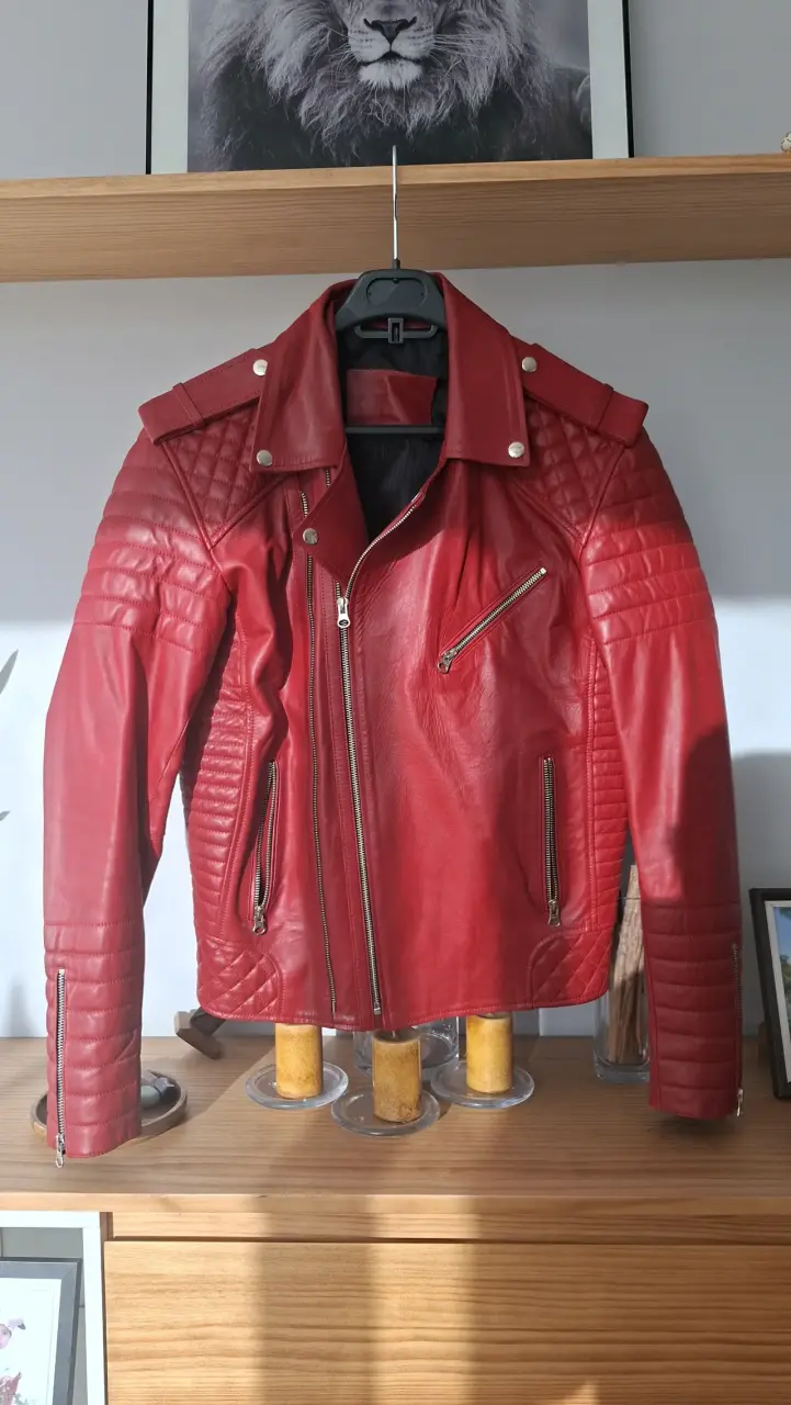Chaqueta de cuero roja estilo motociclista - 1