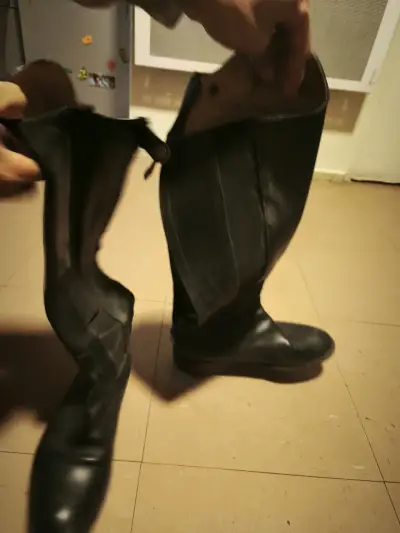 Botas de cuero negras para hombre - miniatura 4