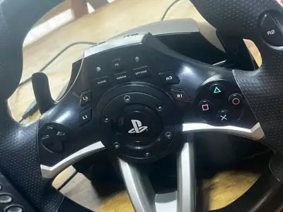 Volante de carreras con pedales para PlayStation - miniatura 5