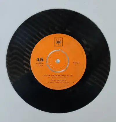 Vinilo 45 RPM Leonardo Favio 'Fuiste Mía en Verano' - miniatura 1