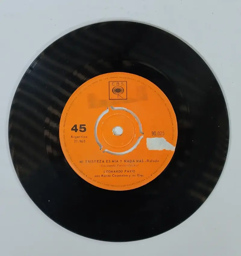 Vinilo 45 RPM Leonardo Favio 'Fuiste Mía en Verano' - 2