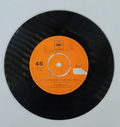 Vinilo 45 RPM Leonardo Favio 'Fuiste Mía en Verano' - miniatura 2
