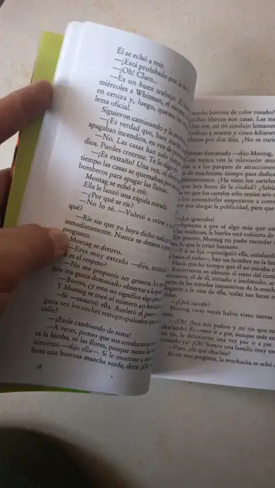 Libro Fahrenheit 451 de Ray Bradbury - miniatura 4