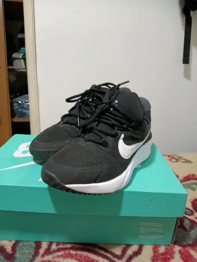 Nike Star Runner 4 Originales – Talla 38.5 – - miniatura 1