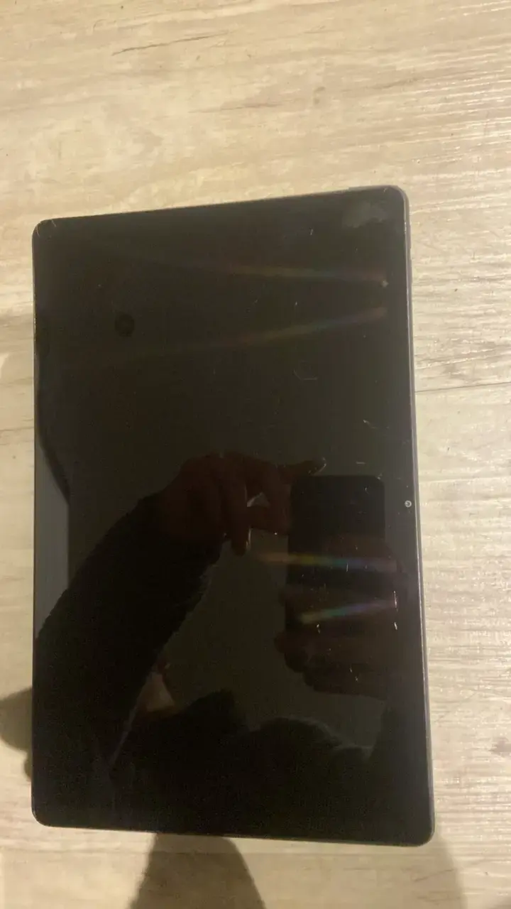 Tablet Lenovo con cámara trasera