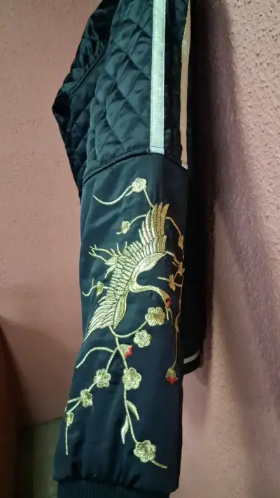 Chaqueta bomber negra bordada Americanino Ninja - miniatura 5