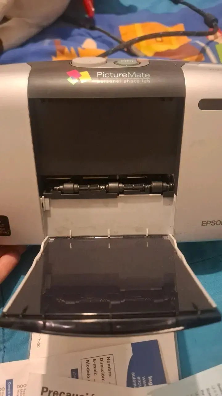 Impresora fotográfica Epson PictureMate con accesorios - 3
