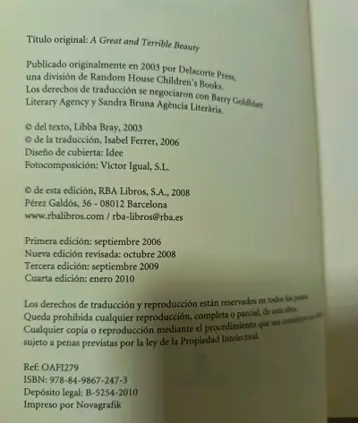 Libro 'La Orden de la Academia Spence' de Libba Bray - miniatura 3