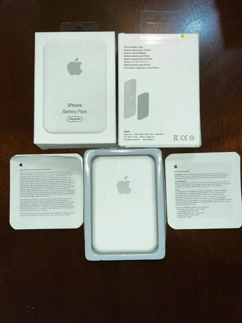 Apple iPhone Battery Pack MagSafe