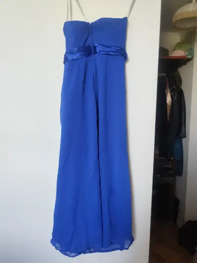 Vestido largo azul con tirantes y detalle de lazo - miniatura 1