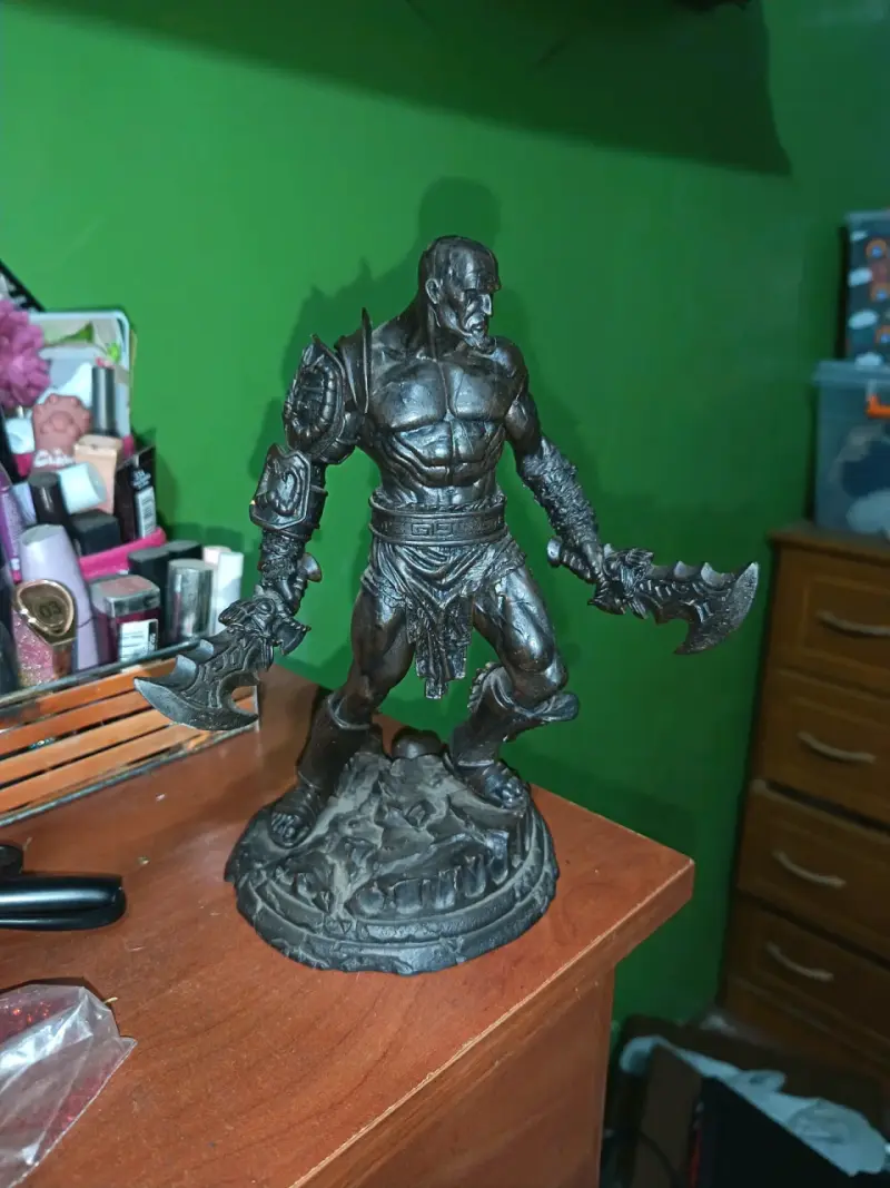 Figura de acción Kratos God of War - 1