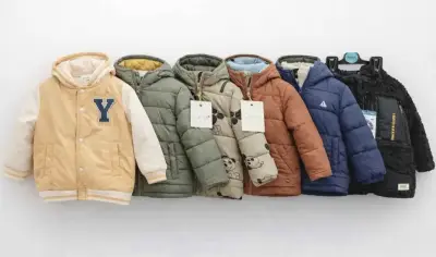 Chaquetas de invierno para niños varios colores - miniatura 1