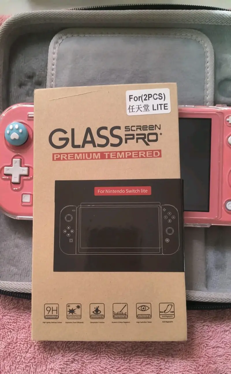 Consola Nintendo Switch Lite Coral con Estuche - 3