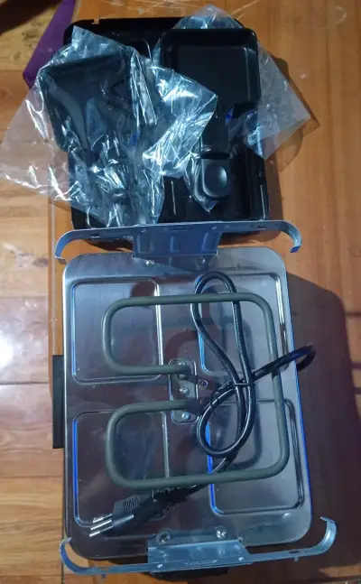 Raclette eléctrica Holstein con bandejas - miniatura 1