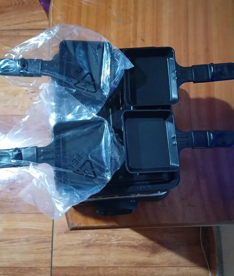 Raclette eléctrica Holstein con bandejas - 3