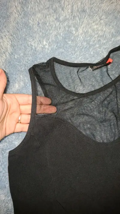 Vestido negro sin mangas Only Essentials - miniatura 3