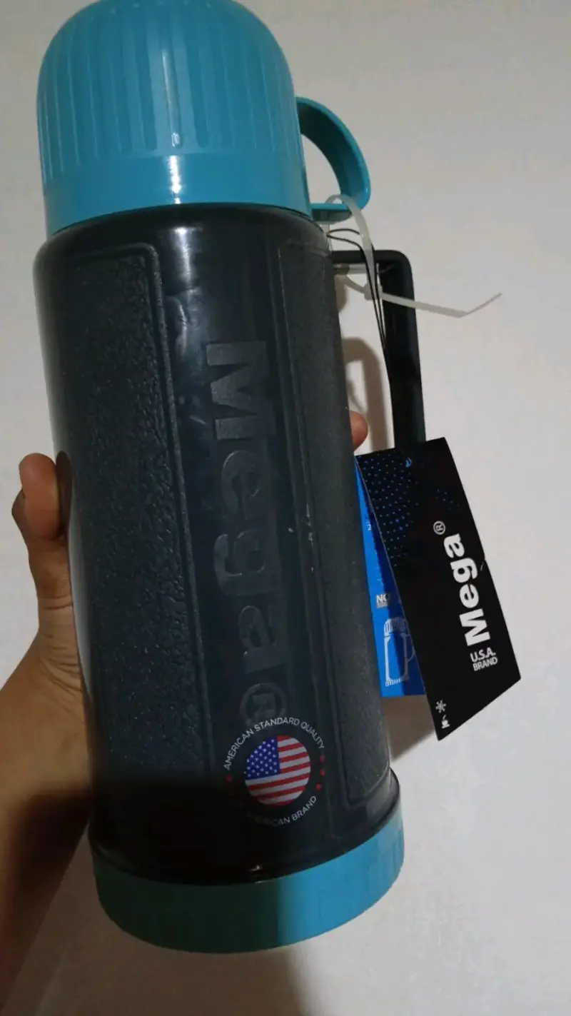 Termo Mega azul con tapa y asa