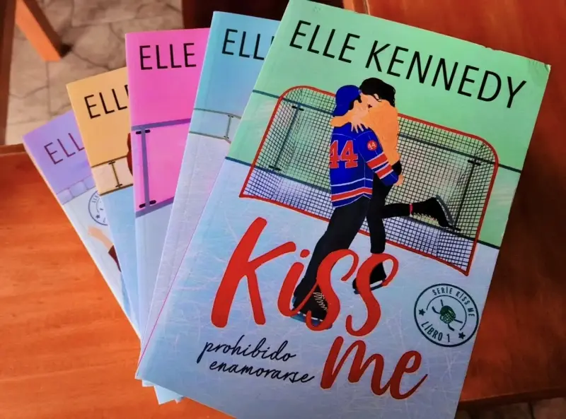 Saga Kiss Me completa (5 libros) - Elle Kennedy - 1
