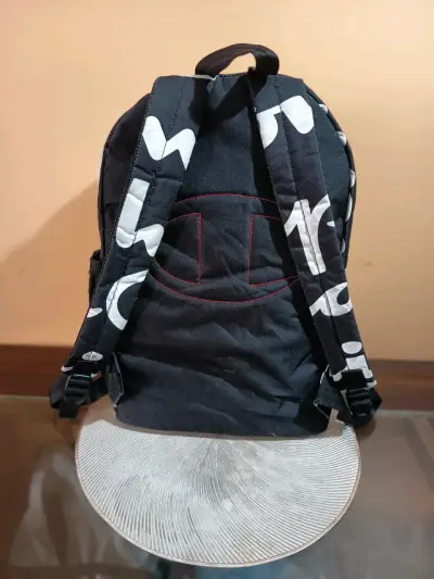 Mochila Champion negra con diseño gráfico - miniatura 4
