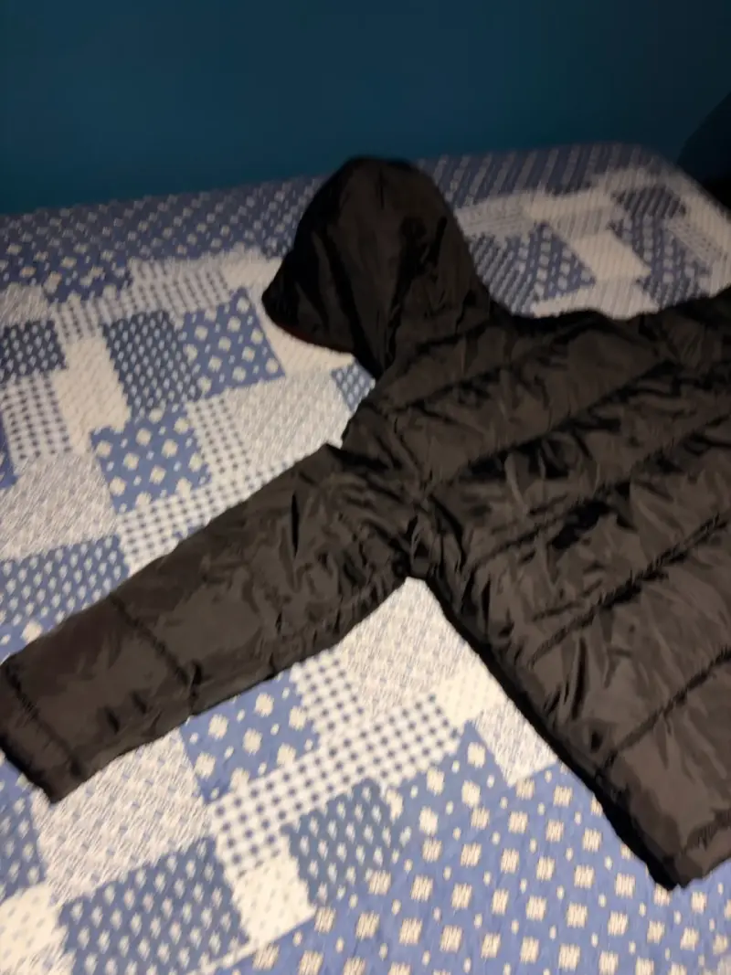 Chaqueta acolchada negra Tommy Hilfiger con capucha - 6