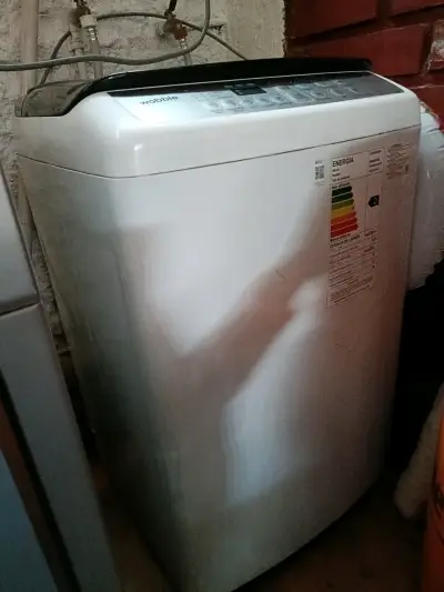 Lavadora Samsung Wobble 9 kg en buen estado - miniatura 4