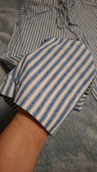 Pantalones a rayas azul y blanco - miniatura 2