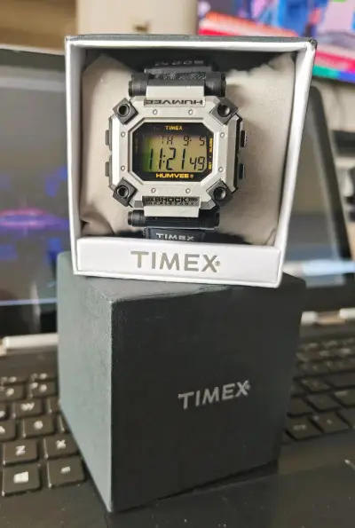 Reloj Timex Humvee - miniatura 1