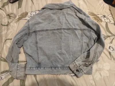 Chaqueta de mezclilla azul claro para mujer M - miniatura 2