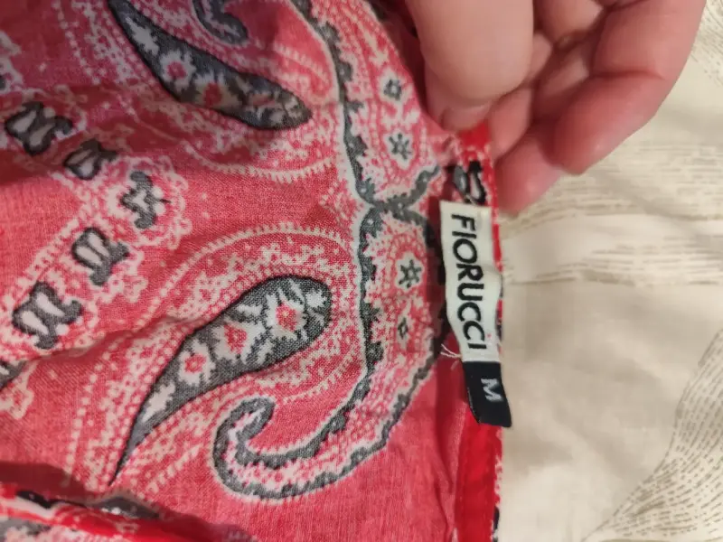 Blusa roja estampada Fiorucci con diseño paisley - 2