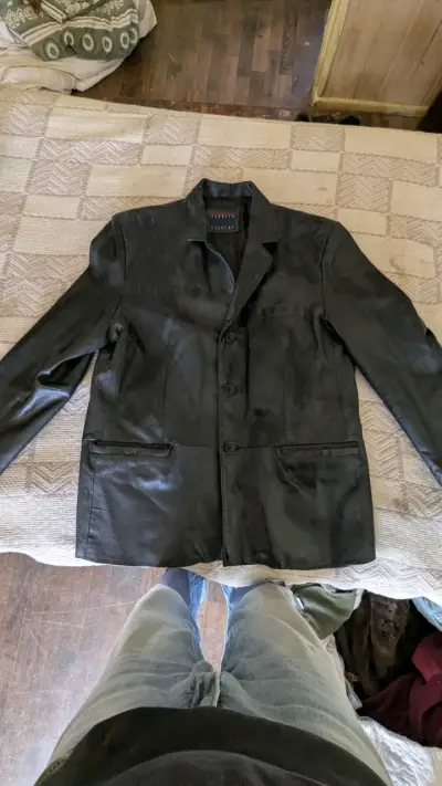Chaqueta de cuero negra para hombre - miniatura 1