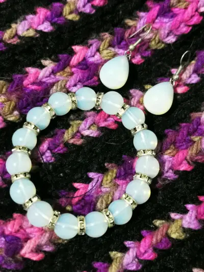 Set de pulsera y aros de piedra luna - miniatura 1