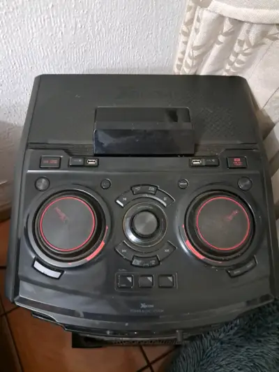 Sistema de Audio LG XBoom con DJ Pro - miniatura 1