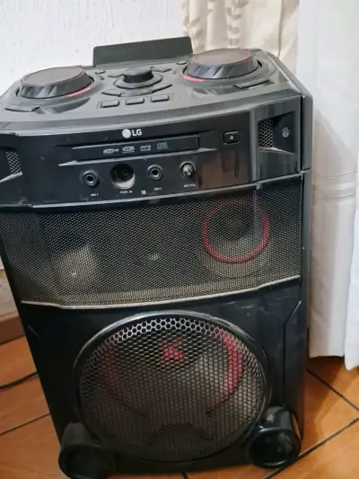 Sistema de Audio LG XBoom con DJ Pro - miniatura 2