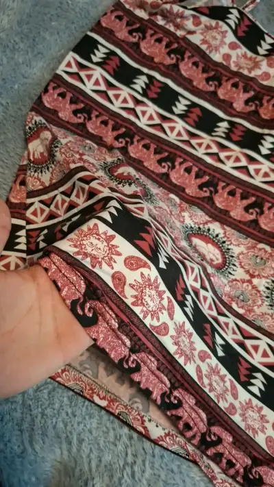 Polera sin mangas con estampado étnico - miniatura 2