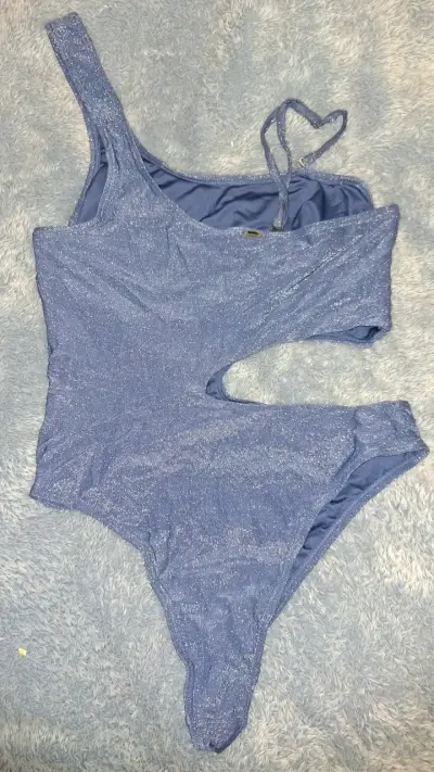Traje de baño de una pieza azul brillante - miniatura 1