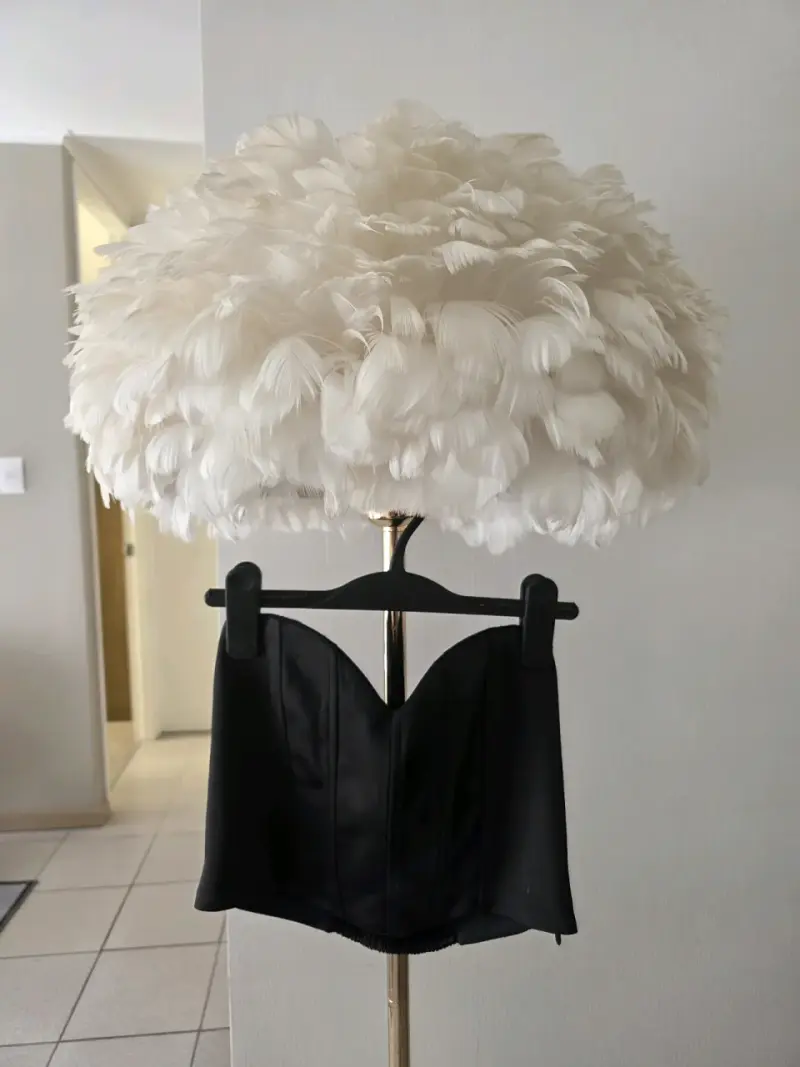 Conjunto de tops negros elegantes - 4