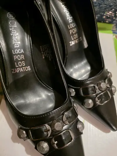 Tacones negros 37 con hebillas Chalada - miniatura 5