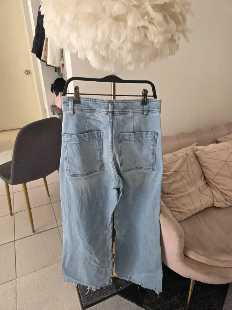 Jeans de mujer en mezclilla azul claro y oscuro - 2
