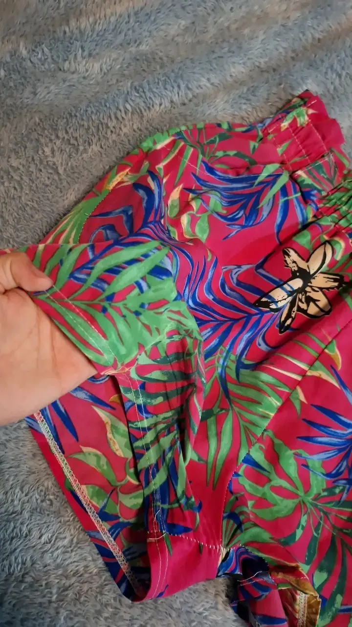 Shorts de playa con estampado tropical - 2