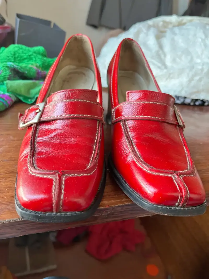 Zapatos de tacón rojo vintage cuero hebilla - 2