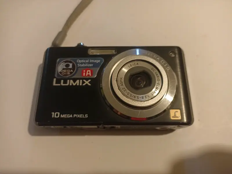 Cámara digital Panasonic Lumix DMC-FS7 - 5
