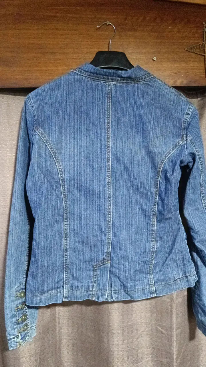 Chaqueta de mezclilla azul para mujer - 2