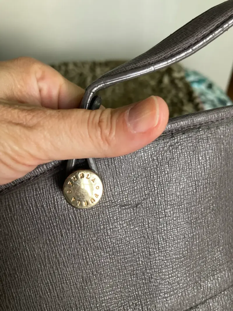 Bolso de cuero genuino Furla gris con cierre - 4