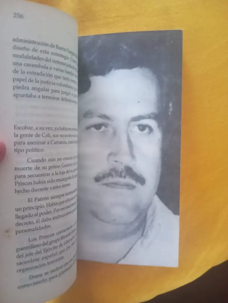 Libro El Patrón: Vida Y Muerte De Pablo Escobar - - 5