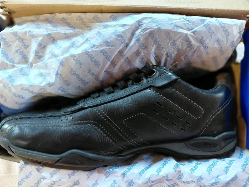 Zapatillas-zapatos de cuero negras Pegada para hom - 3