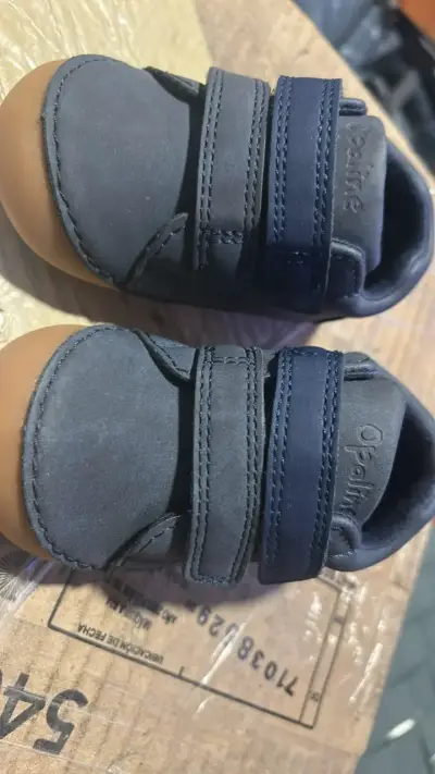 Zapatos de bebé Opaline azul con suela antideslizante - miniatura 1